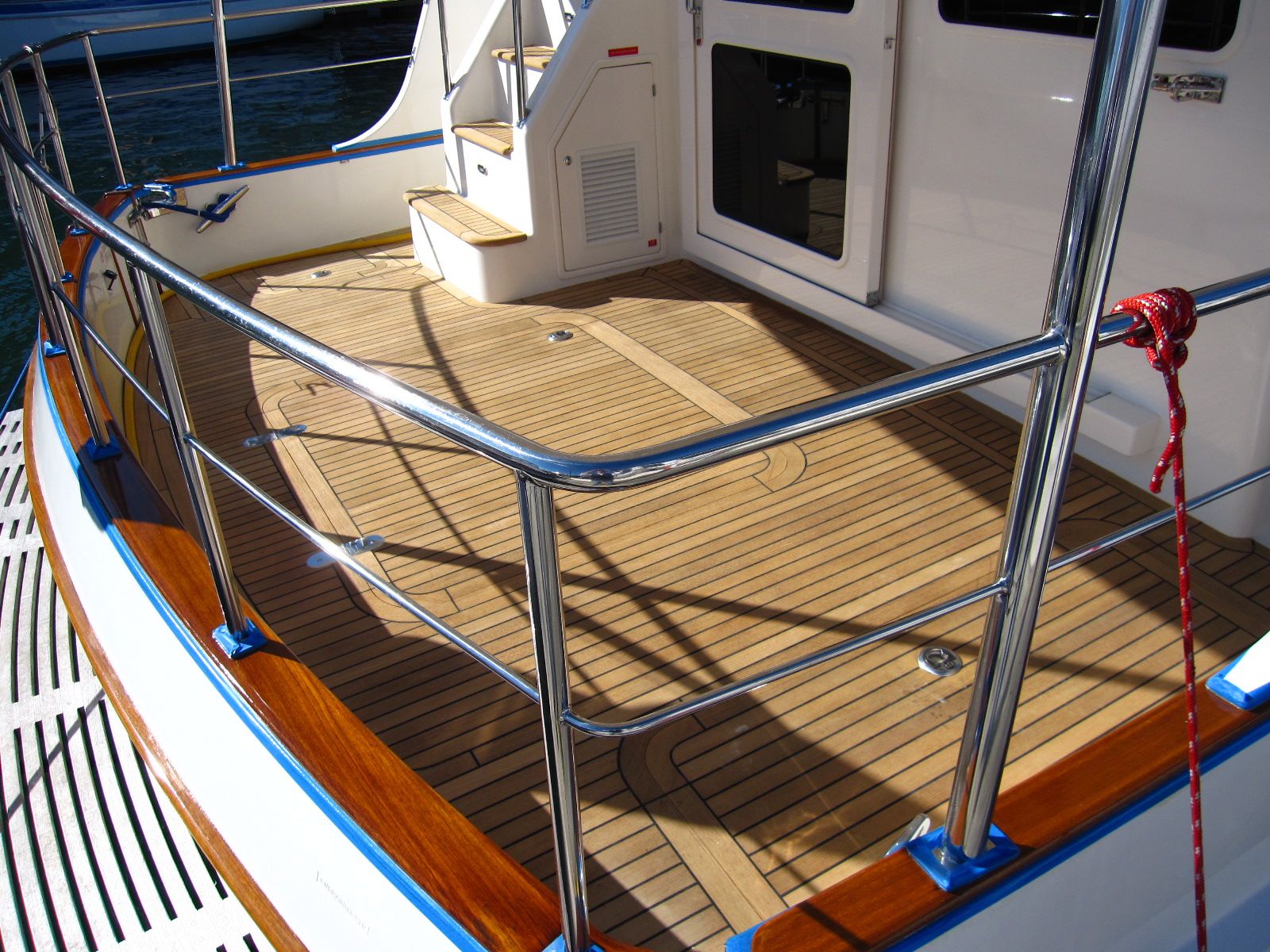 Cockpit Rails