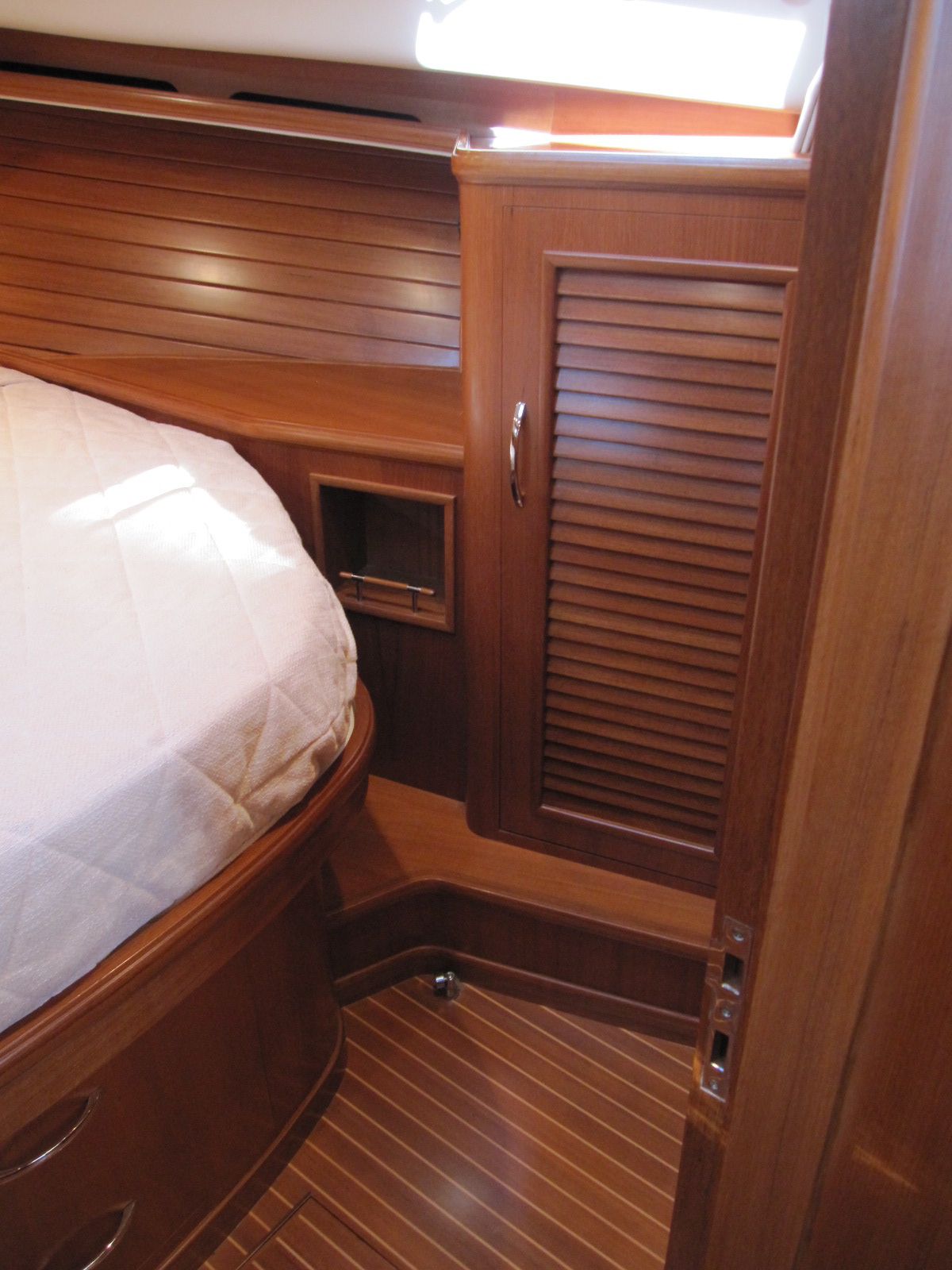 Master Locker Starboard