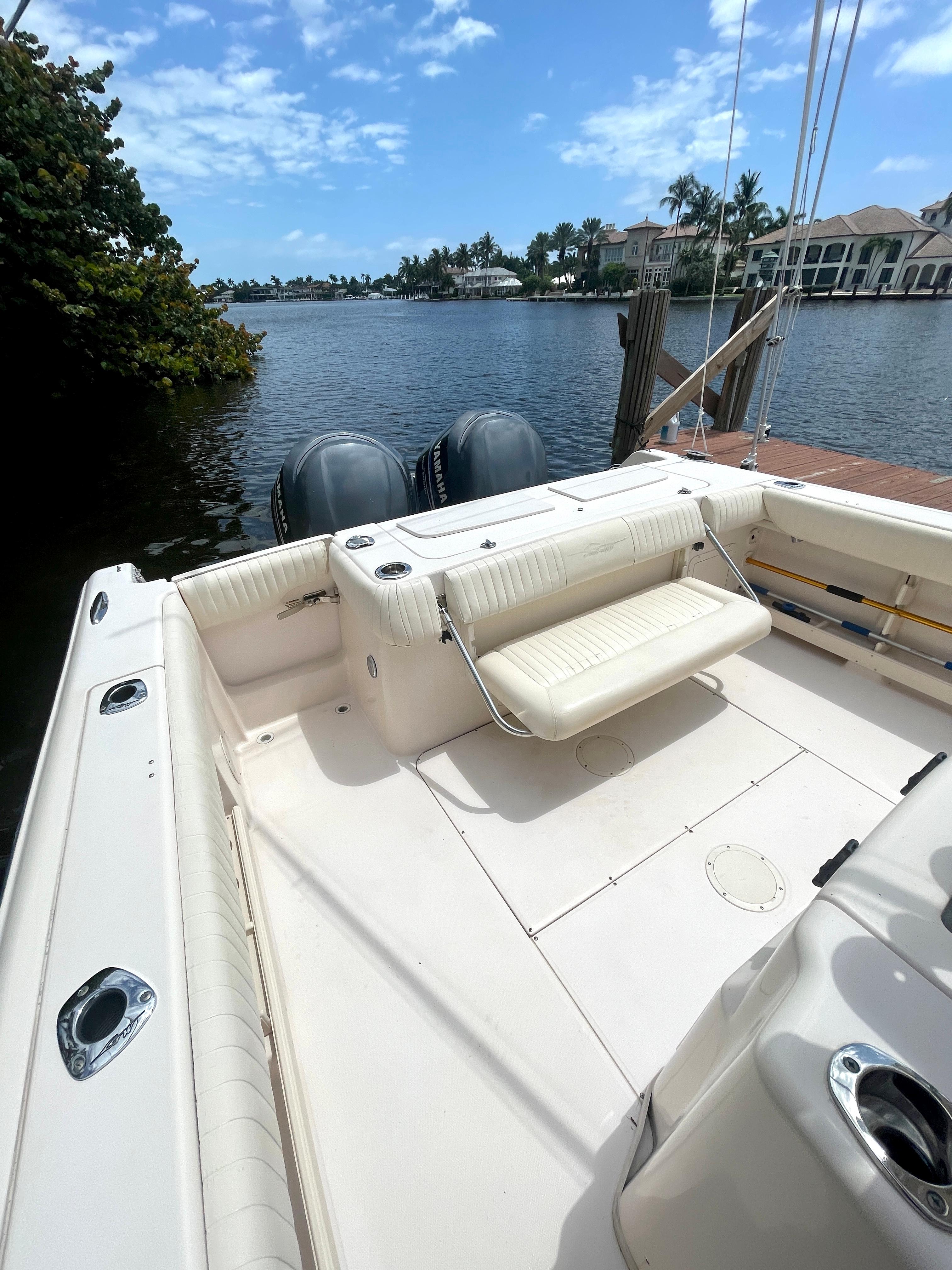 2007 Grady-White 306 Bimini