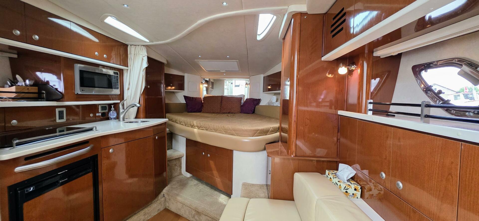 2009-sea-ray-310-sundancer-power-9762773-20250602092758250-1_XLARGE