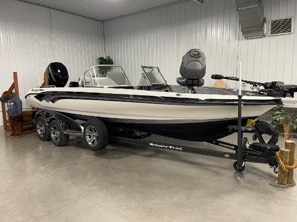 2021 Ranger Boats boat for sale, model of the boat is 622FS Pro & Image # 1 of 12