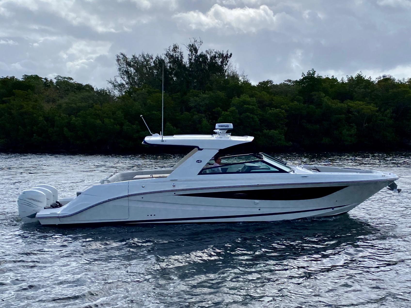 2021 Sea Ray SLX 400 OB