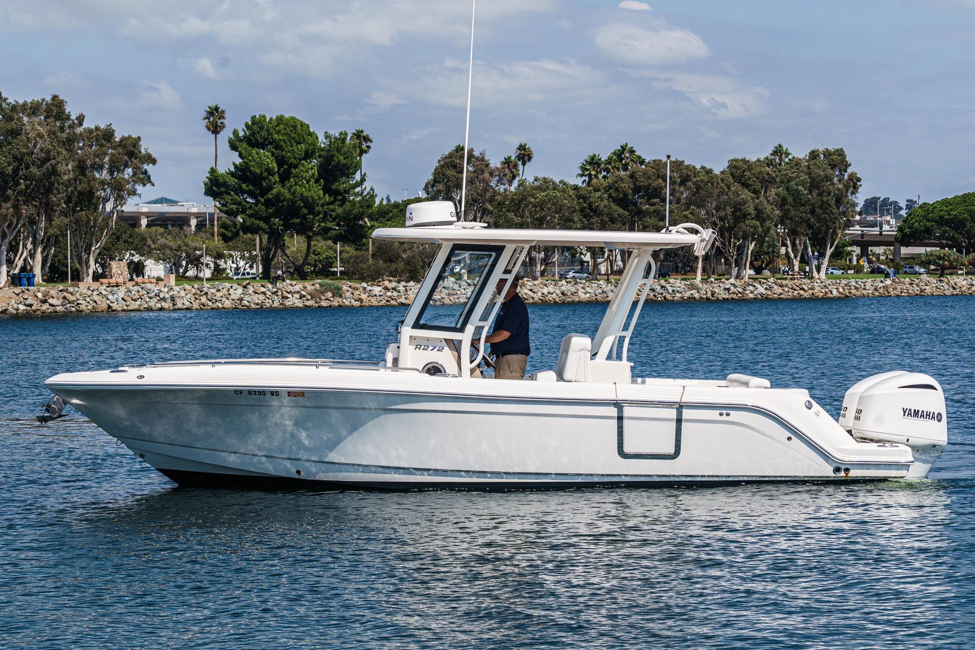 2020 Robalo R272 Center Console #TBRM0141H inventory image at Sun Country Marine Group, San Diego Harbor Island