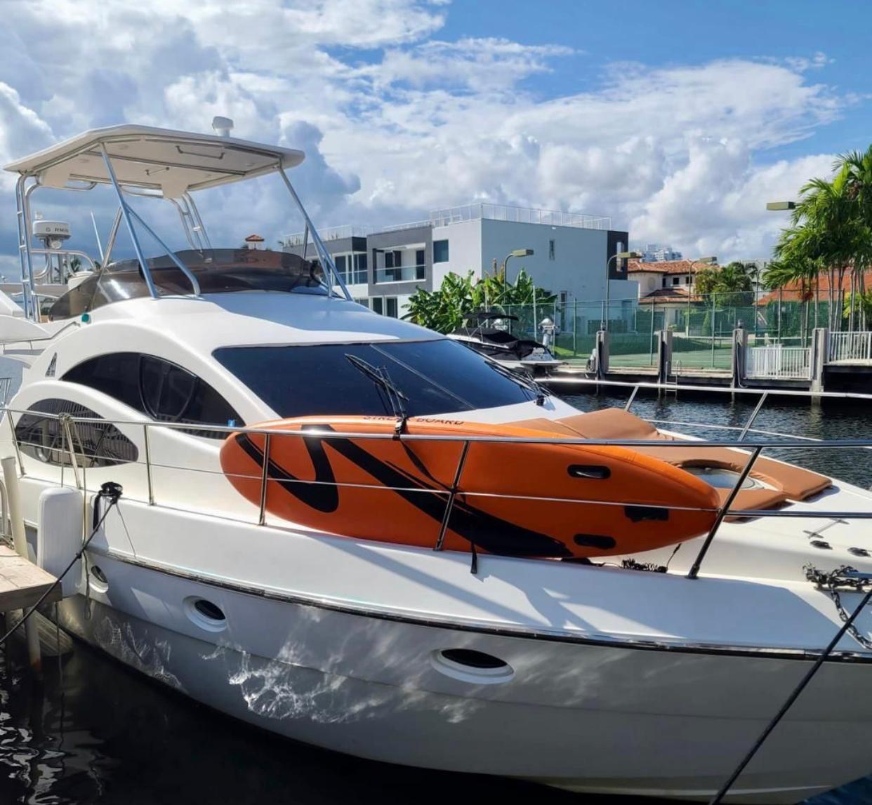 2001 Azimut