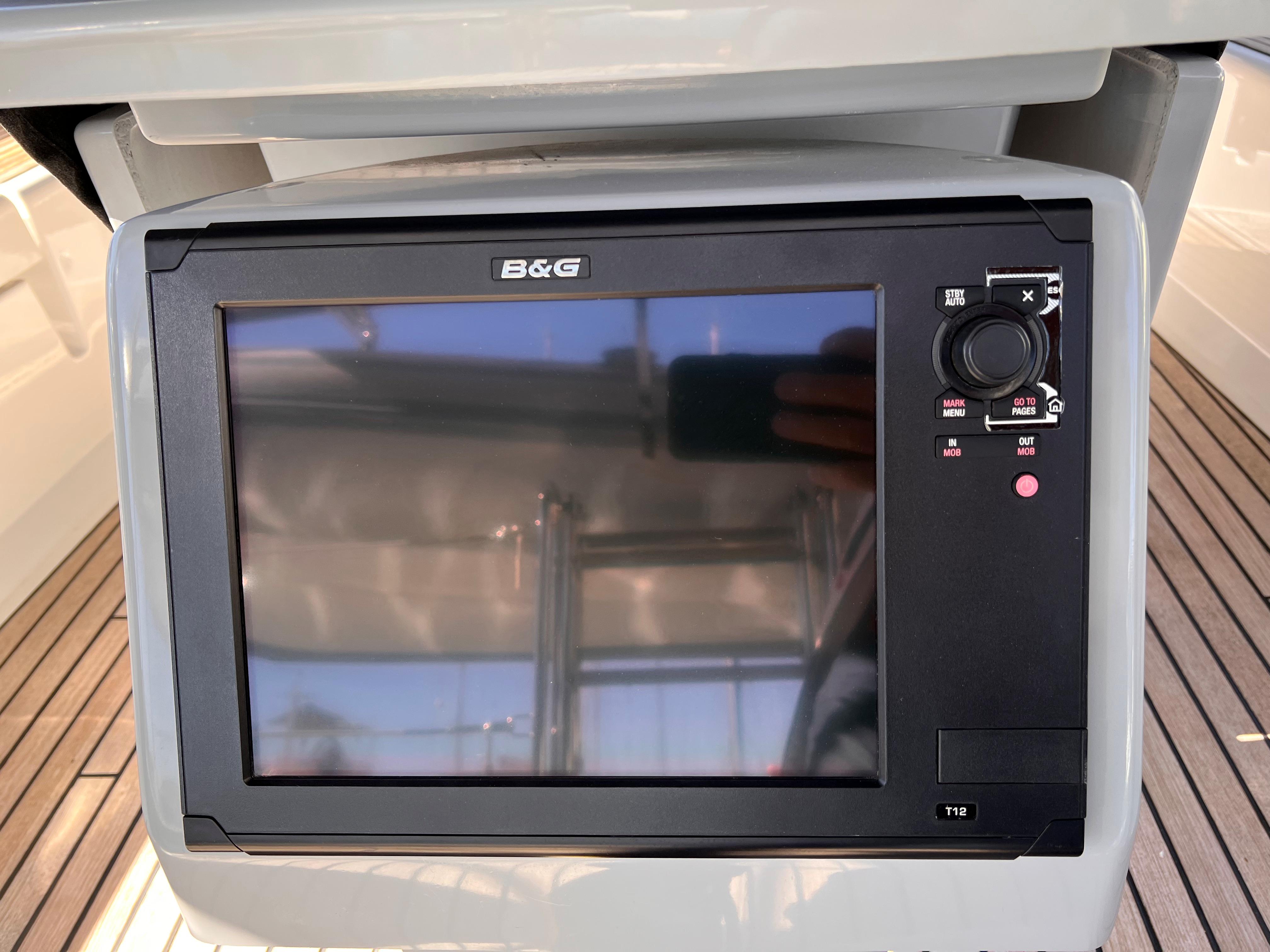 Image [11] of 2015 Beneteau Oceanis 45