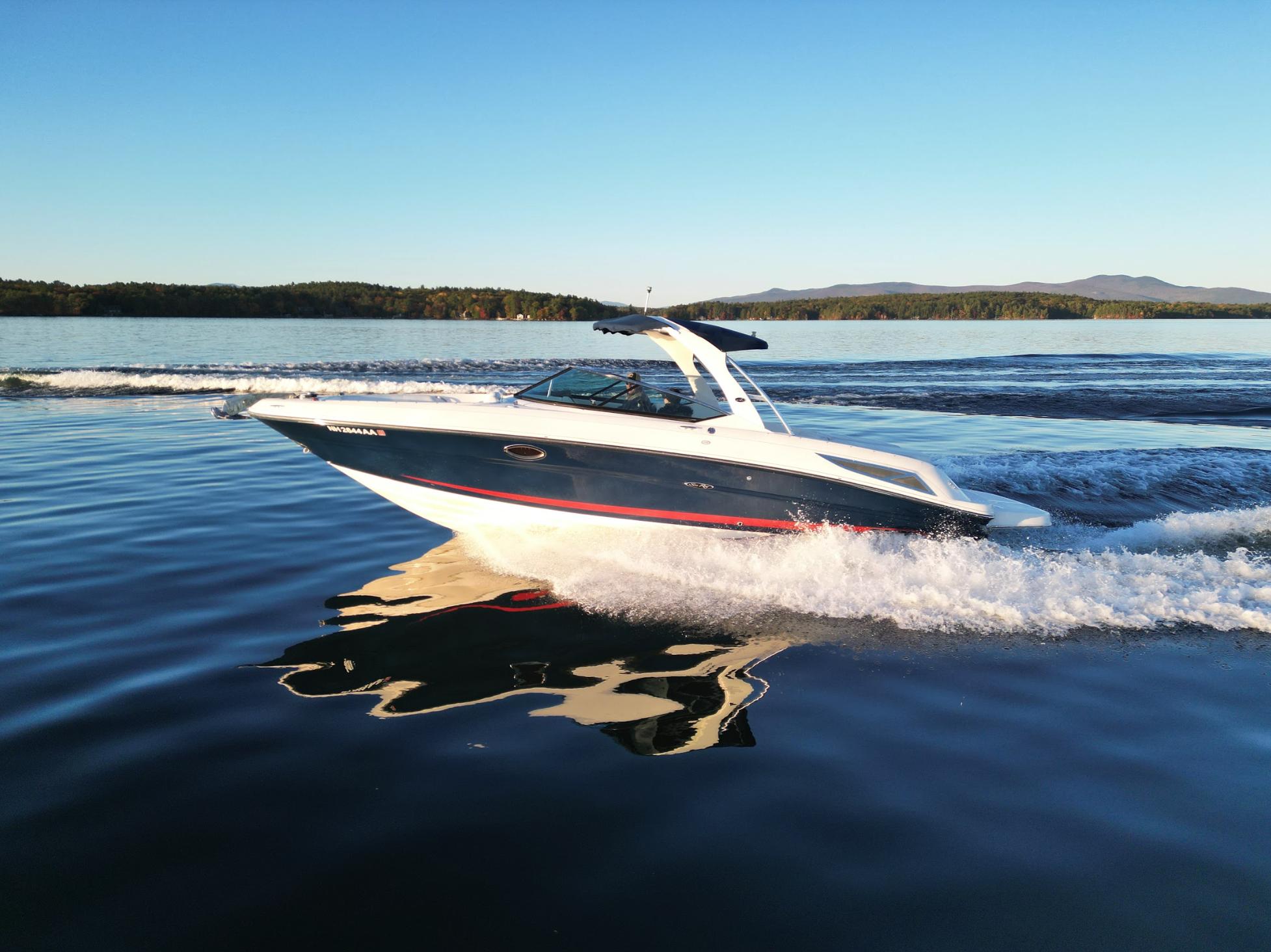 2015 Sea Ray 300 SLX