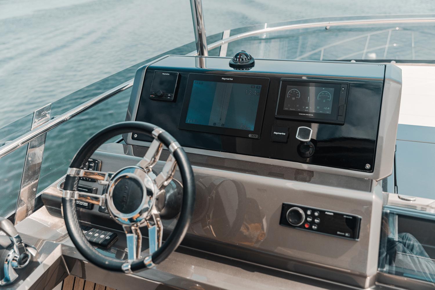 2021-galeon-550-fly-power-9792786-978770762-0-210520250819-48