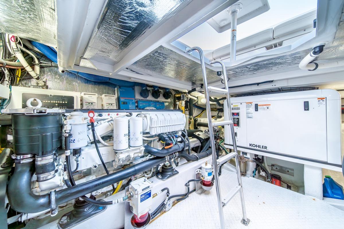 2017 Cruisers Yachts 45 Cantius #TBBJCR45 inventory image at Sun Country Yachts, South Lake Union (Seattle)