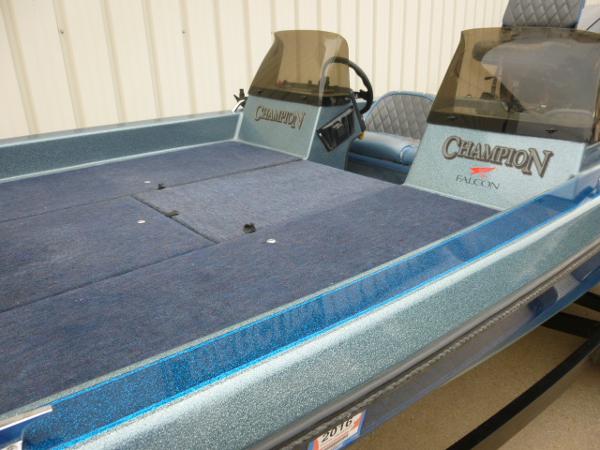 1994 Champion boat for sale, model of the boat is 184 DC & Image # 3 of 23