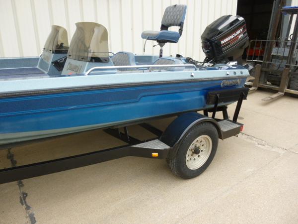 1994 Champion boat for sale, model of the boat is 184 DC & Image # 11 of 23