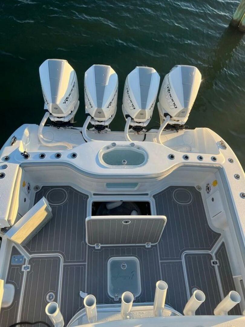 2023-yellowfin-39-offshore-power-9792795-20250513150647379-1_XLARGE
