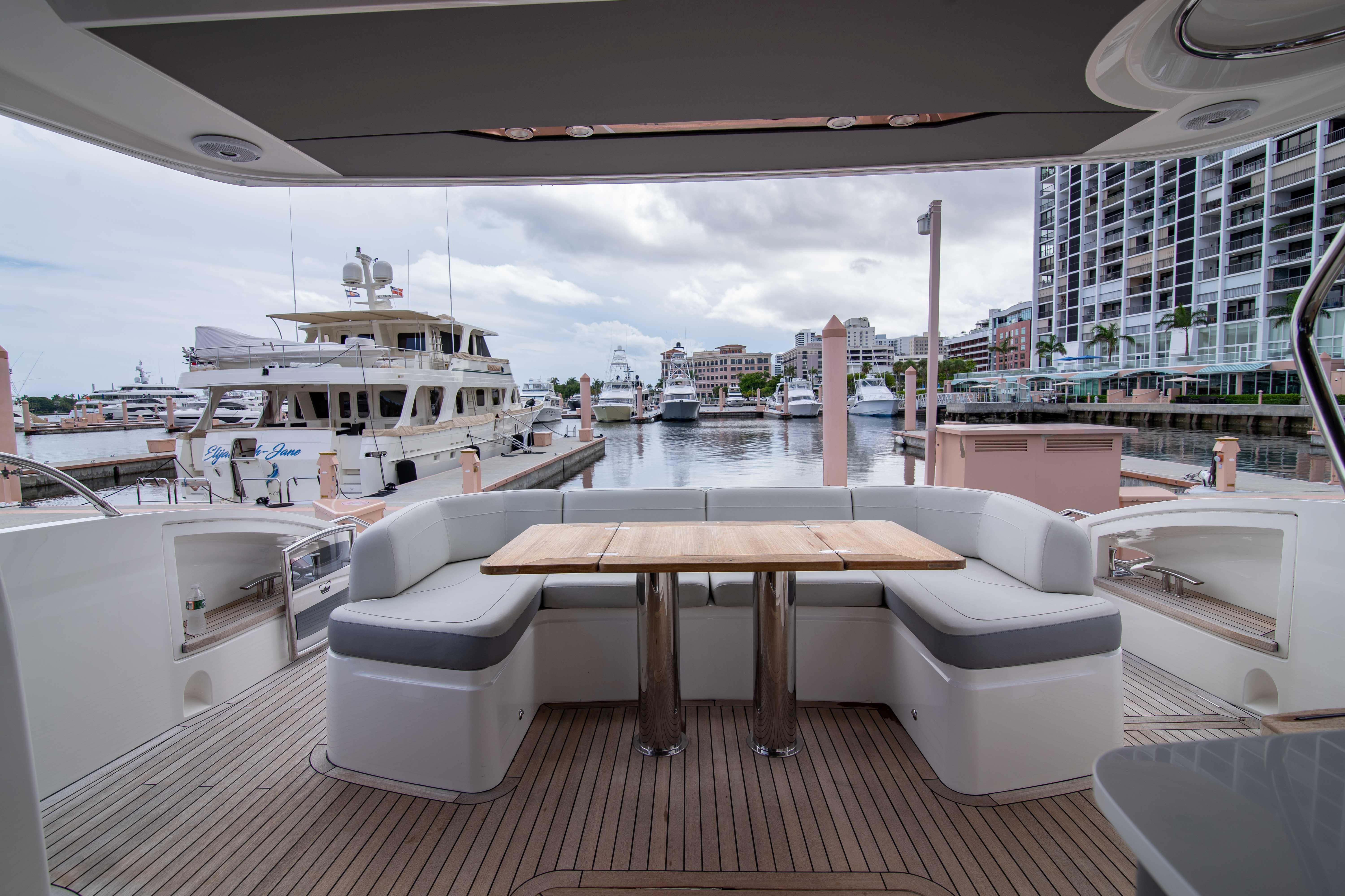 Princess 60 Grand Mariner - Exterior Aft Deck