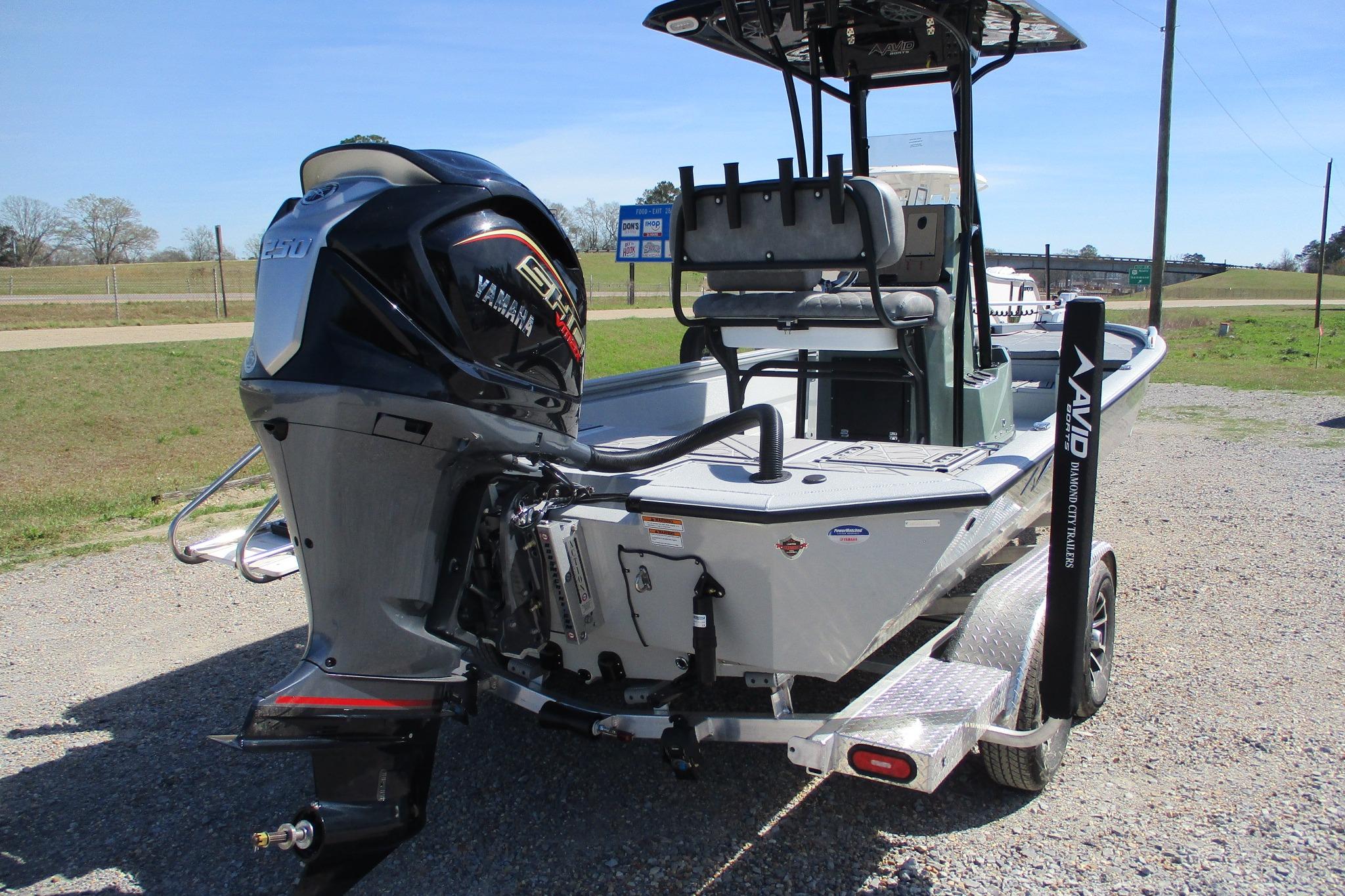 2026 Avid 23 Fusion-6