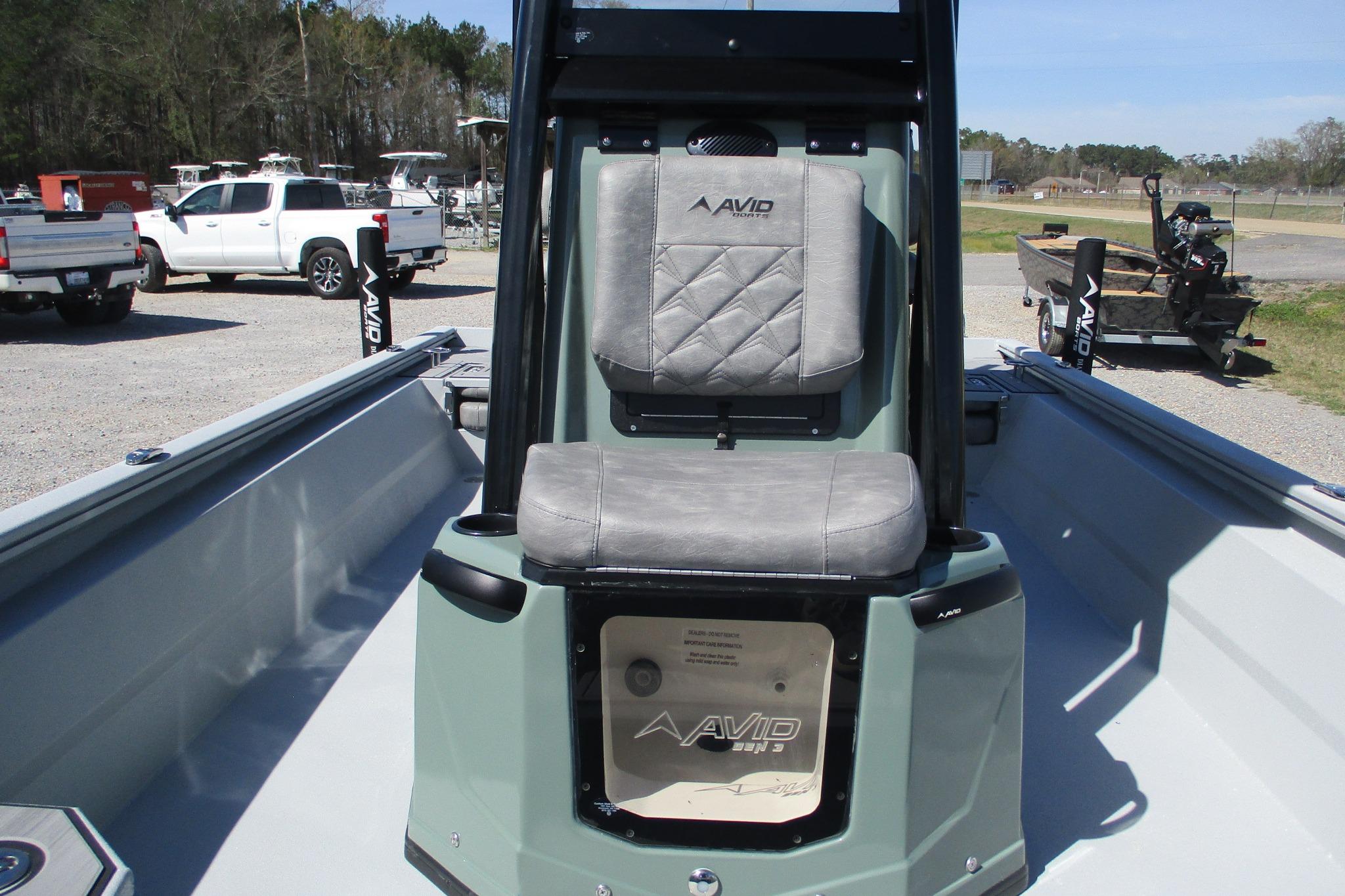 2026 Avid 23 Fusion-25