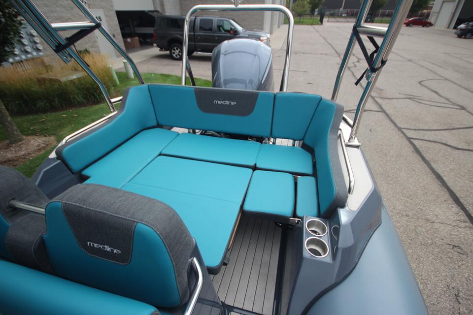 2023 Zodiac Medline 6.8 NEO 250hp In Stock, Image 20