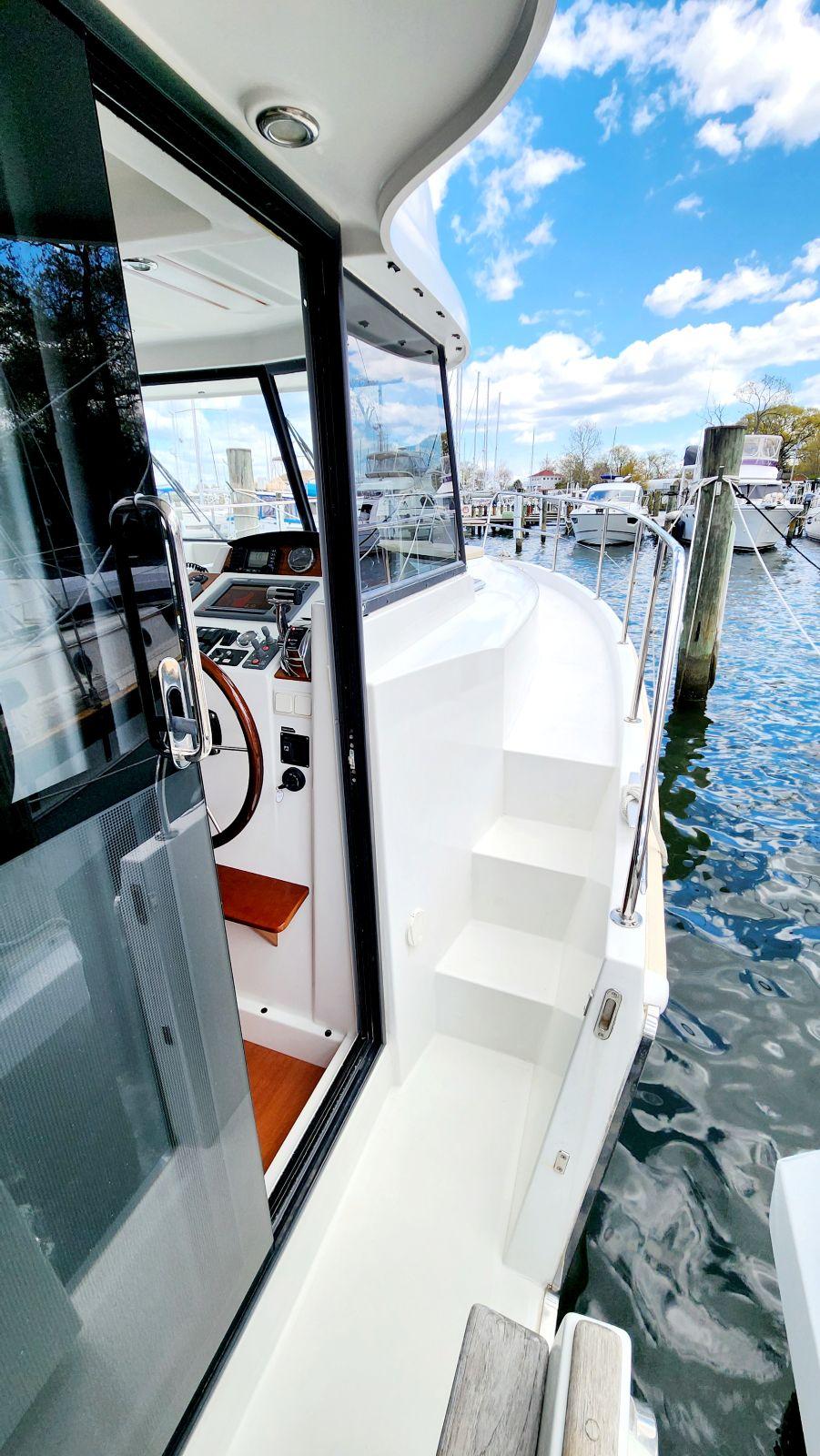 Yacht Photos Pics