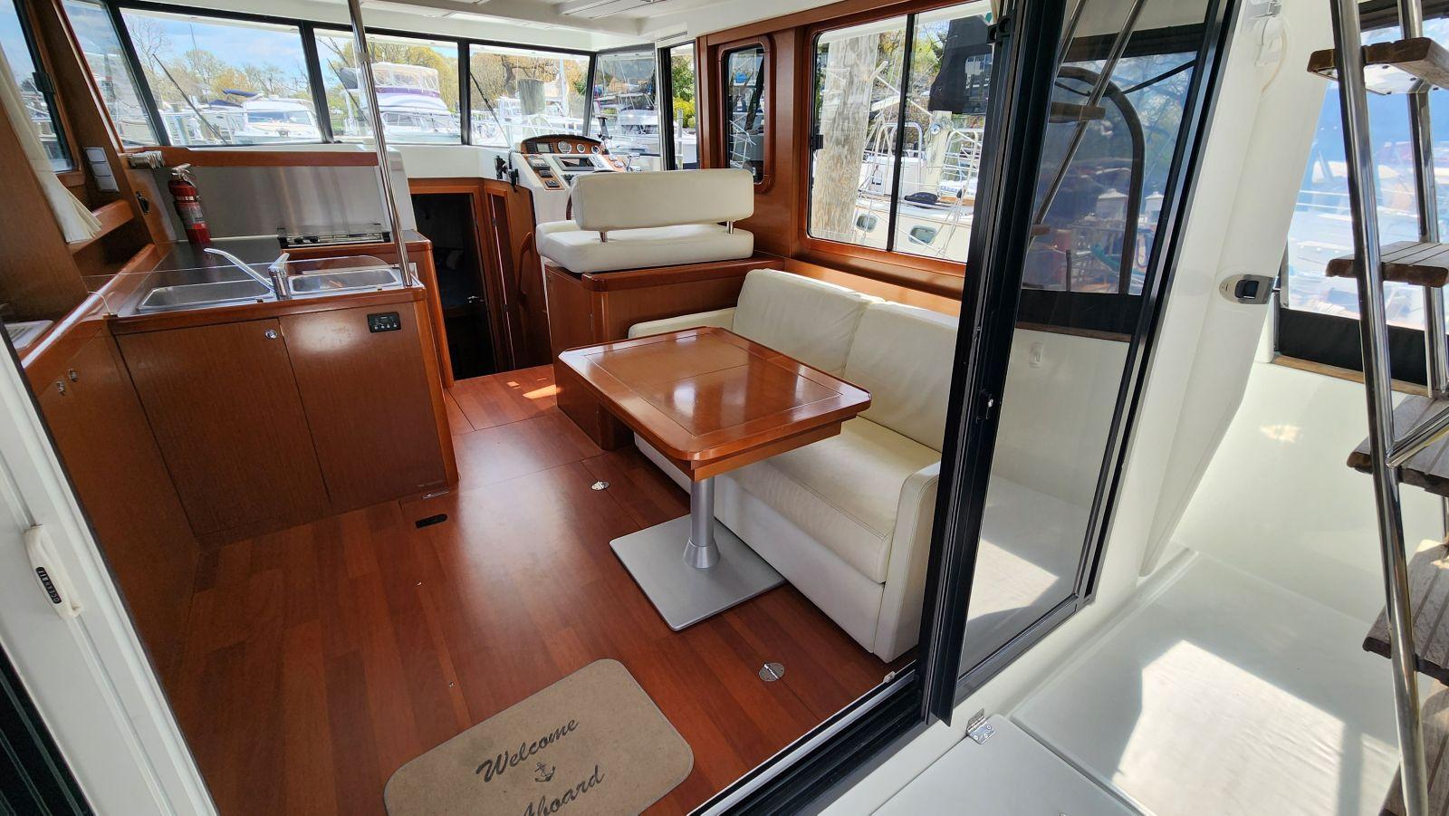 Yacht Photos Pics