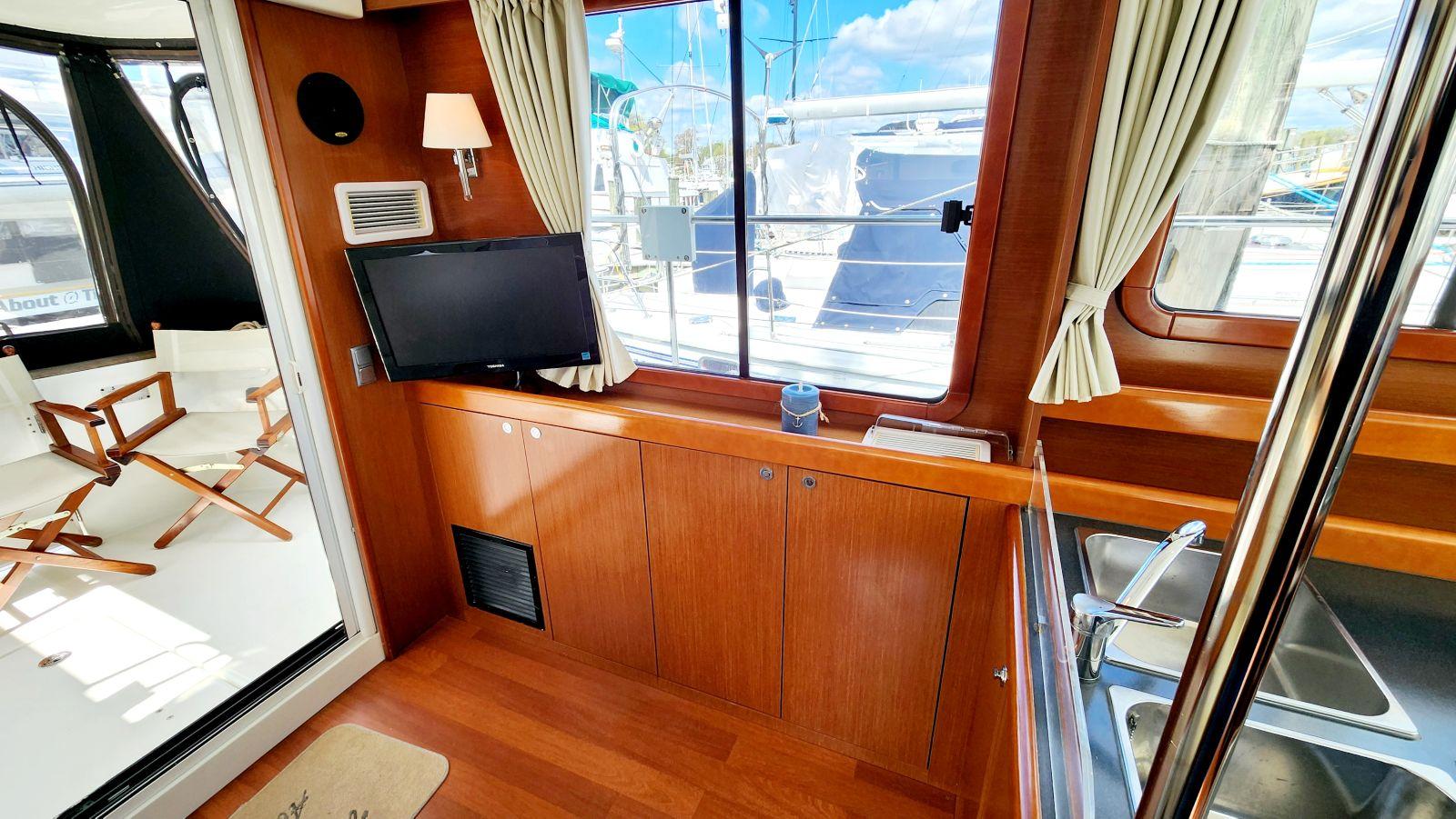 Yacht Photos Pics