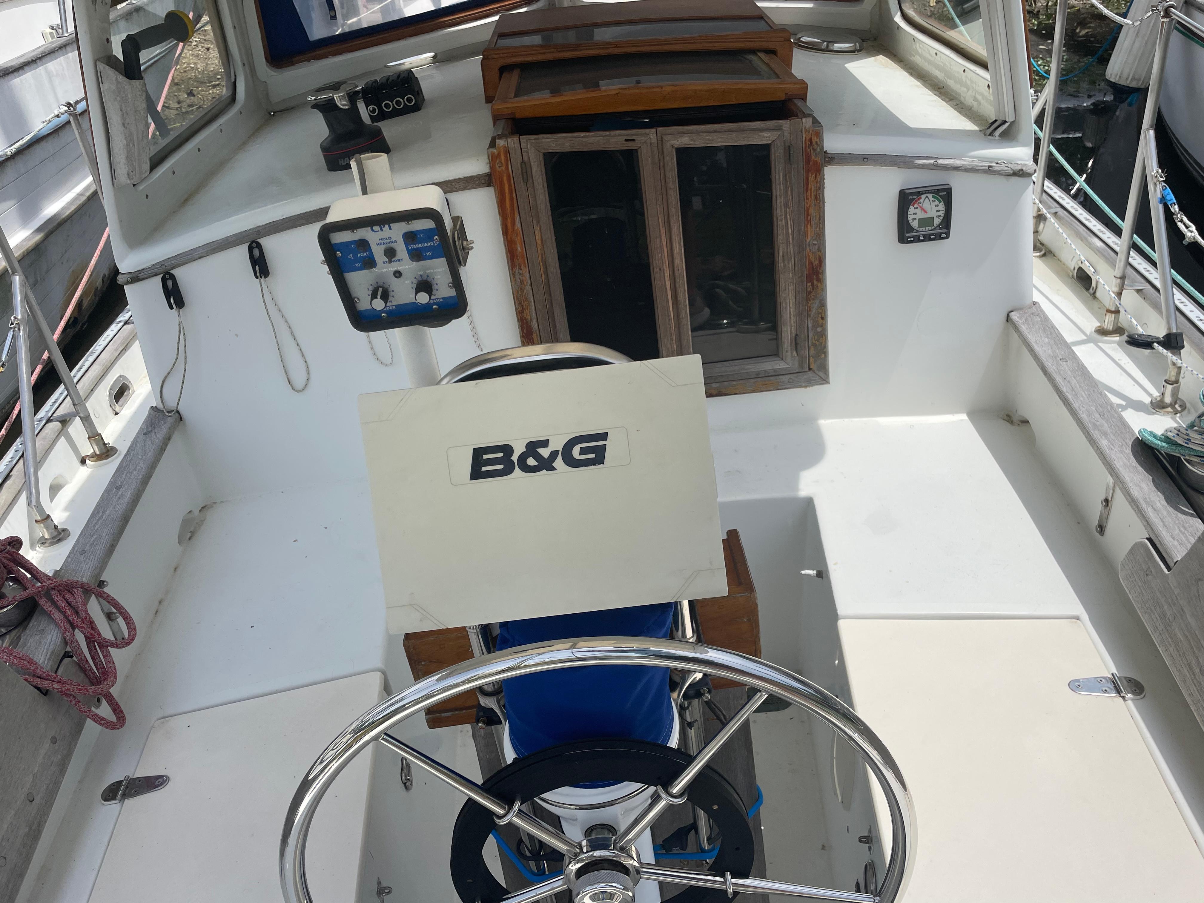 Yacht Photos Pics