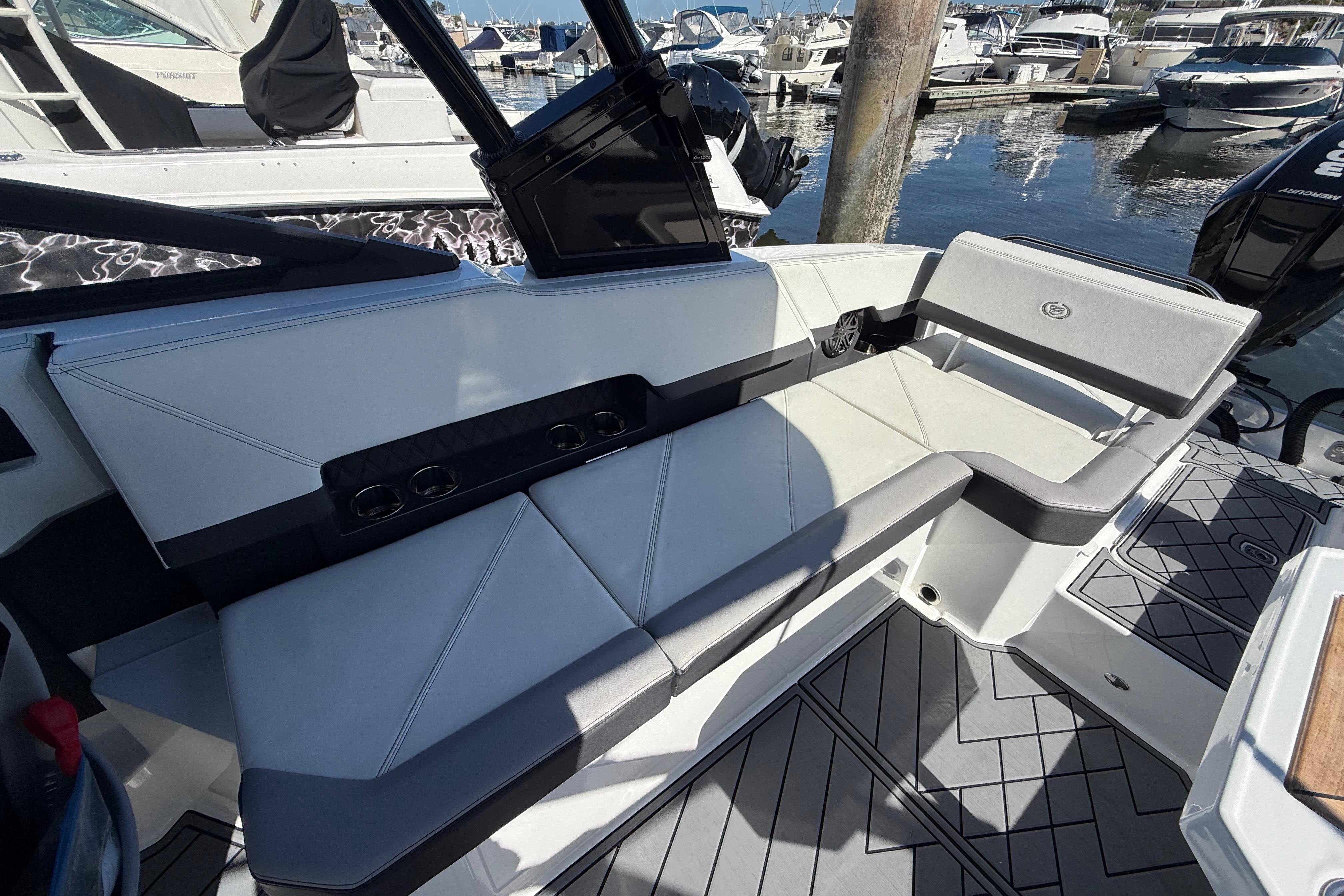 2024 Cobalt R8 Outboard #TBMB8004G inventory image at Sun Country Marine Group, Newport Beach