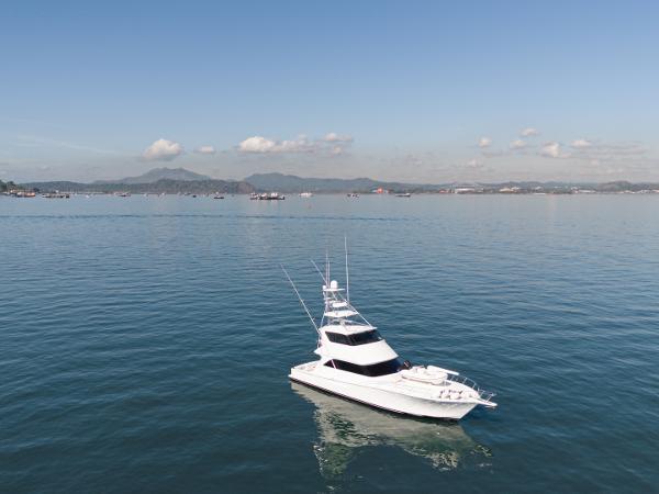 2002 Viking 61enclosed bridge