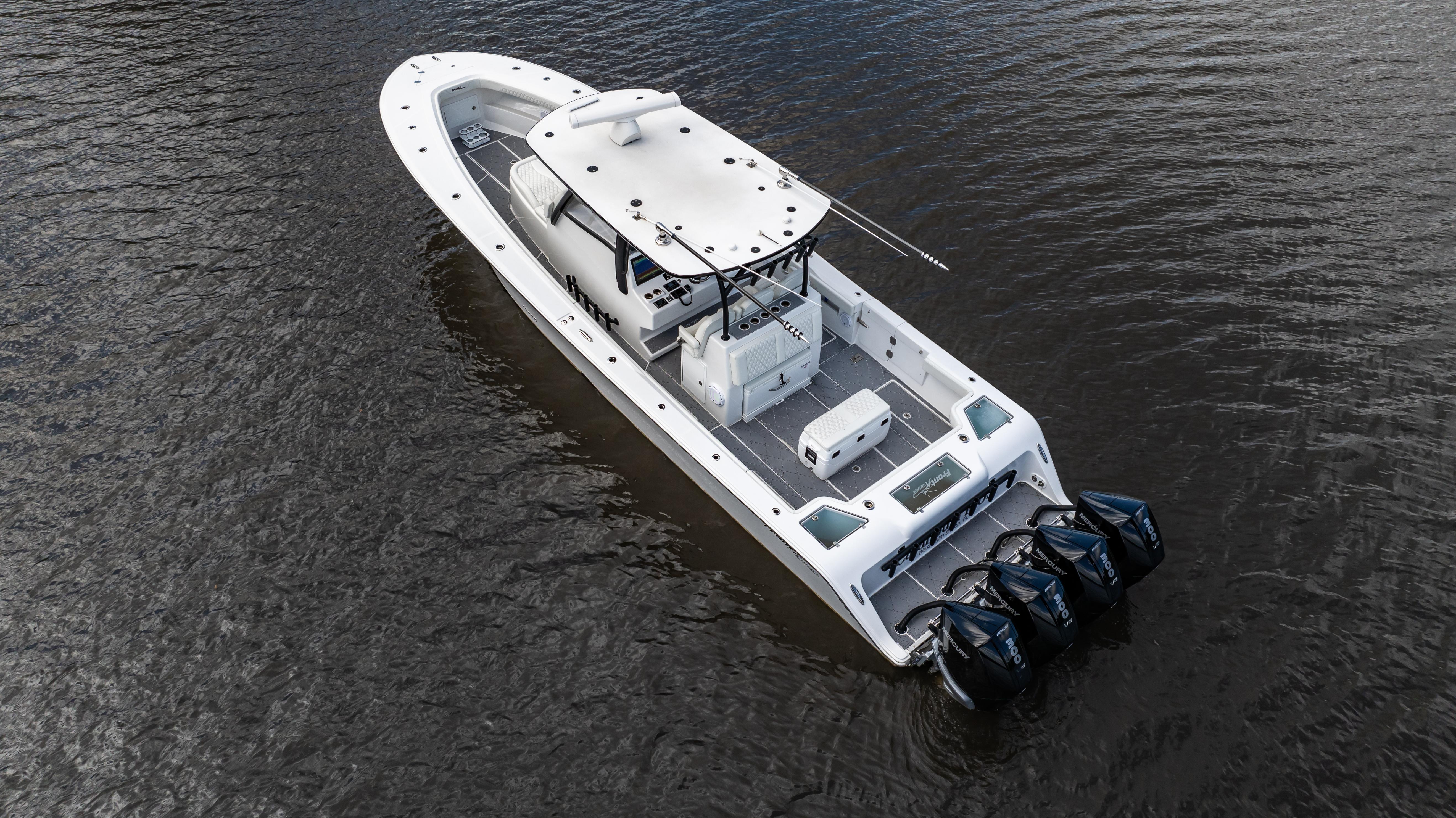 2023-front-runner-39-center-console-power-9802842-20250520143152464-1_XLARGE