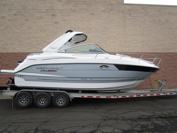 2021 Monterey boat for sale, model of the boat is 295 Sport Yacht & Image # 2 of 40