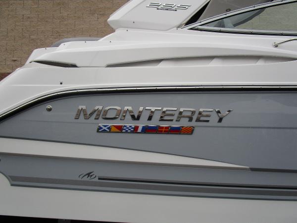 2021 Monterey boat for sale, model of the boat is 295 Sport Yacht & Image # 4 of 40