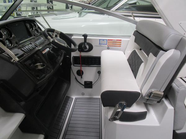 2021 Monterey boat for sale, model of the boat is 295 Sport Yacht & Image # 22 of 40
