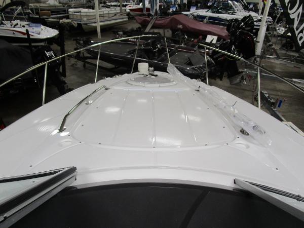 2021 Monterey boat for sale, model of the boat is 295 Sport Yacht & Image # 28 of 40