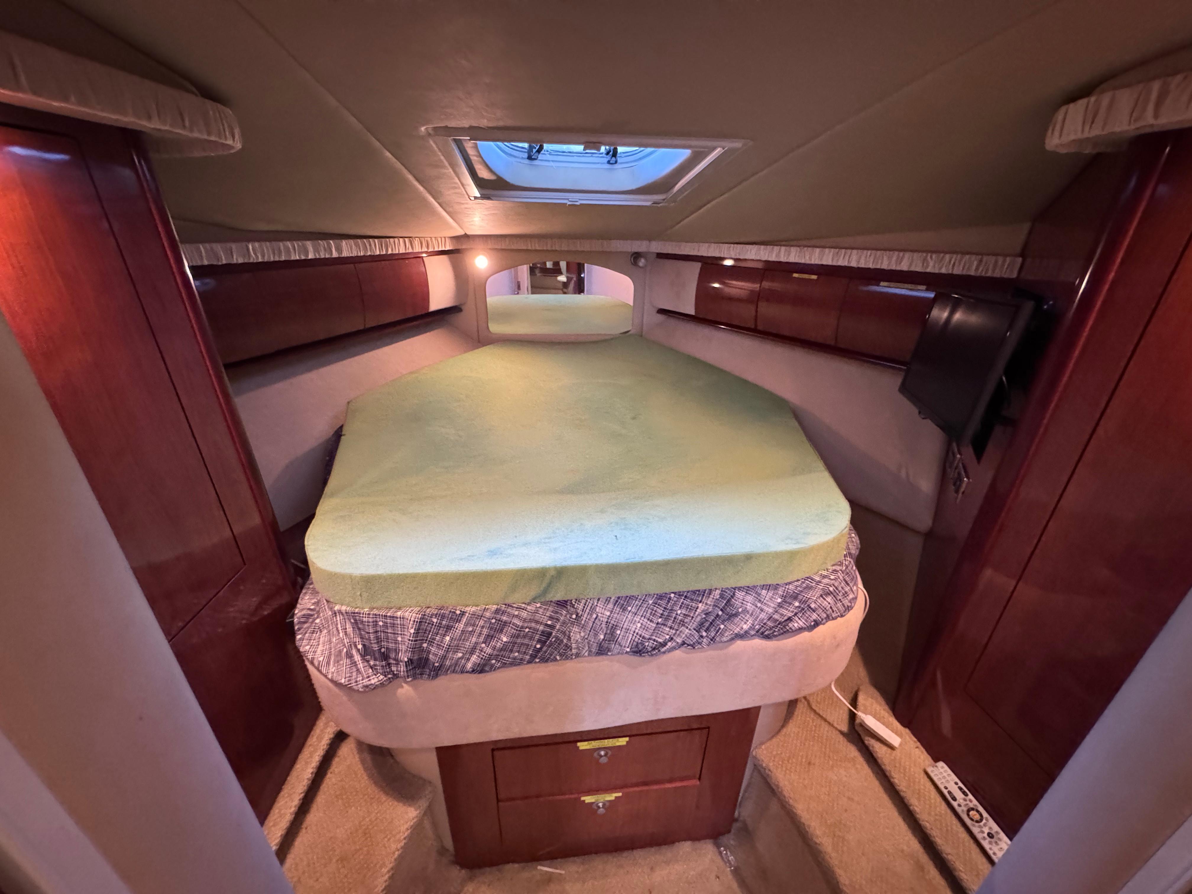 2004-sea-ray-420-sundancer-power-9782848-20250528140735658-1_XLARGE