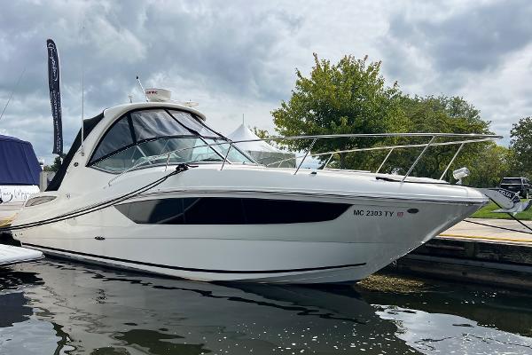33' Sea Ray, Listing Number 100912517, - Photo No. 1