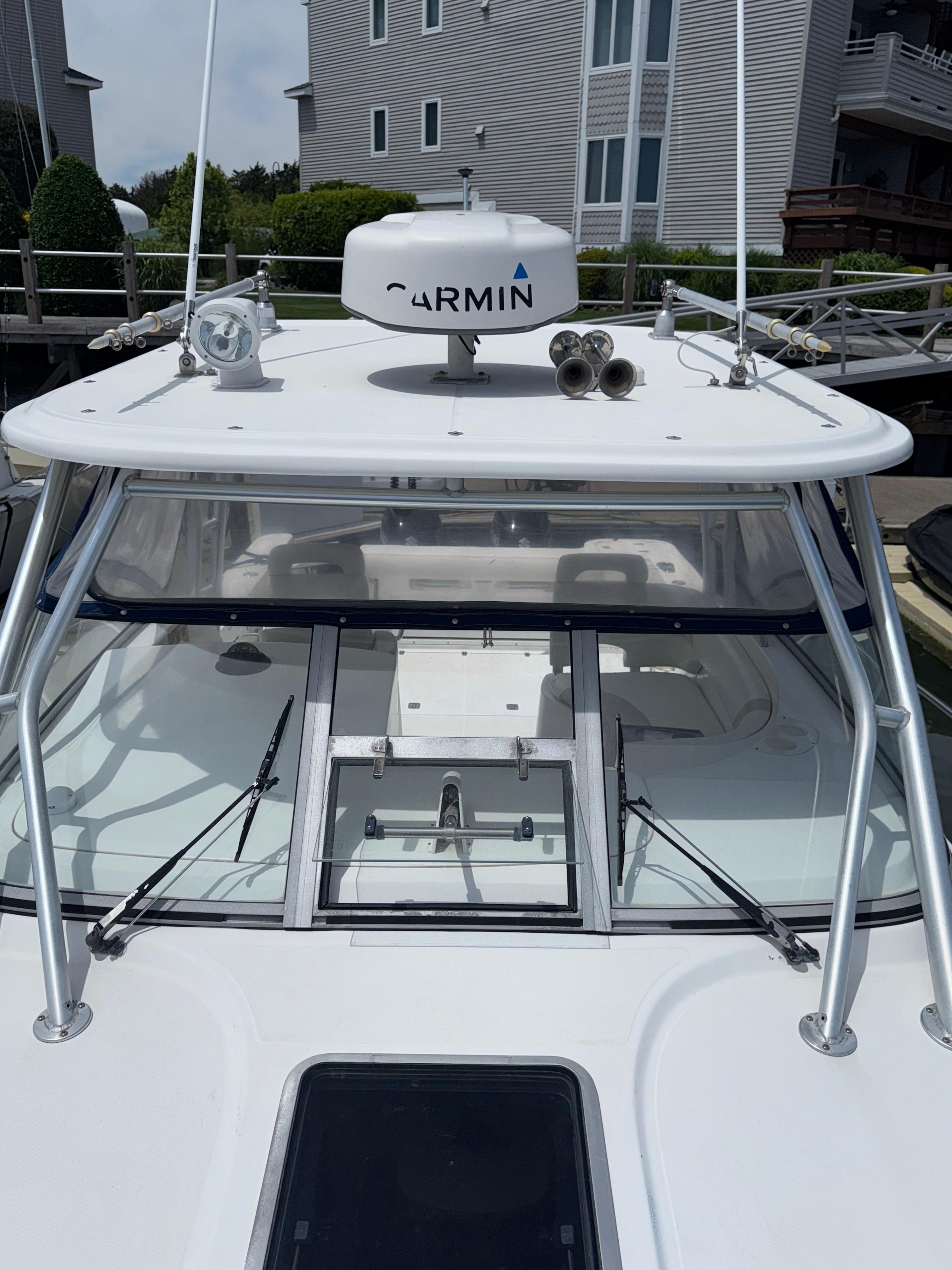 2004-boston-whaler-305-conquest-power-9802854-978657155-0-200520251438-25