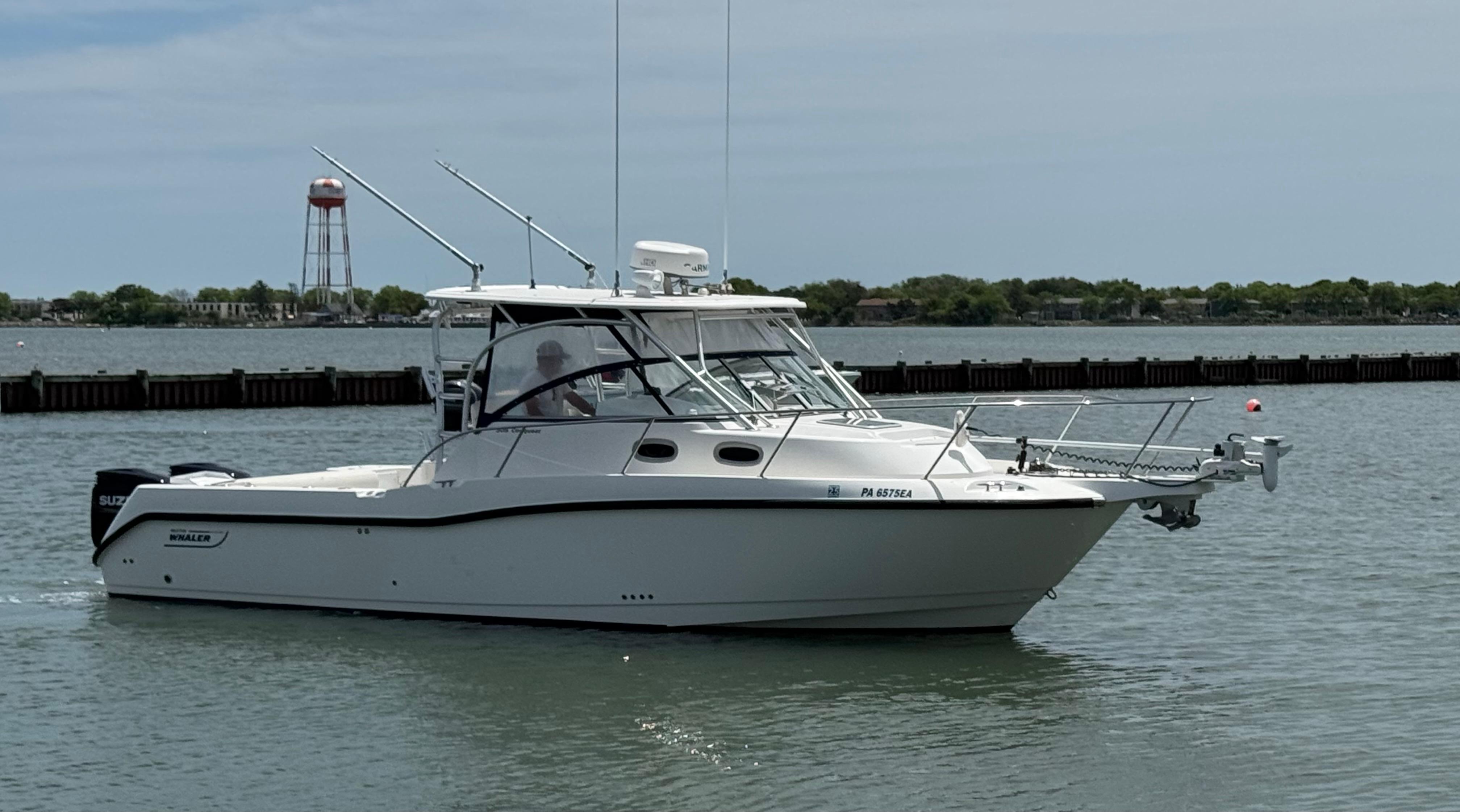 2004-boston-whaler-305-conquest-power-9802854-978657156-0-200520251438-26