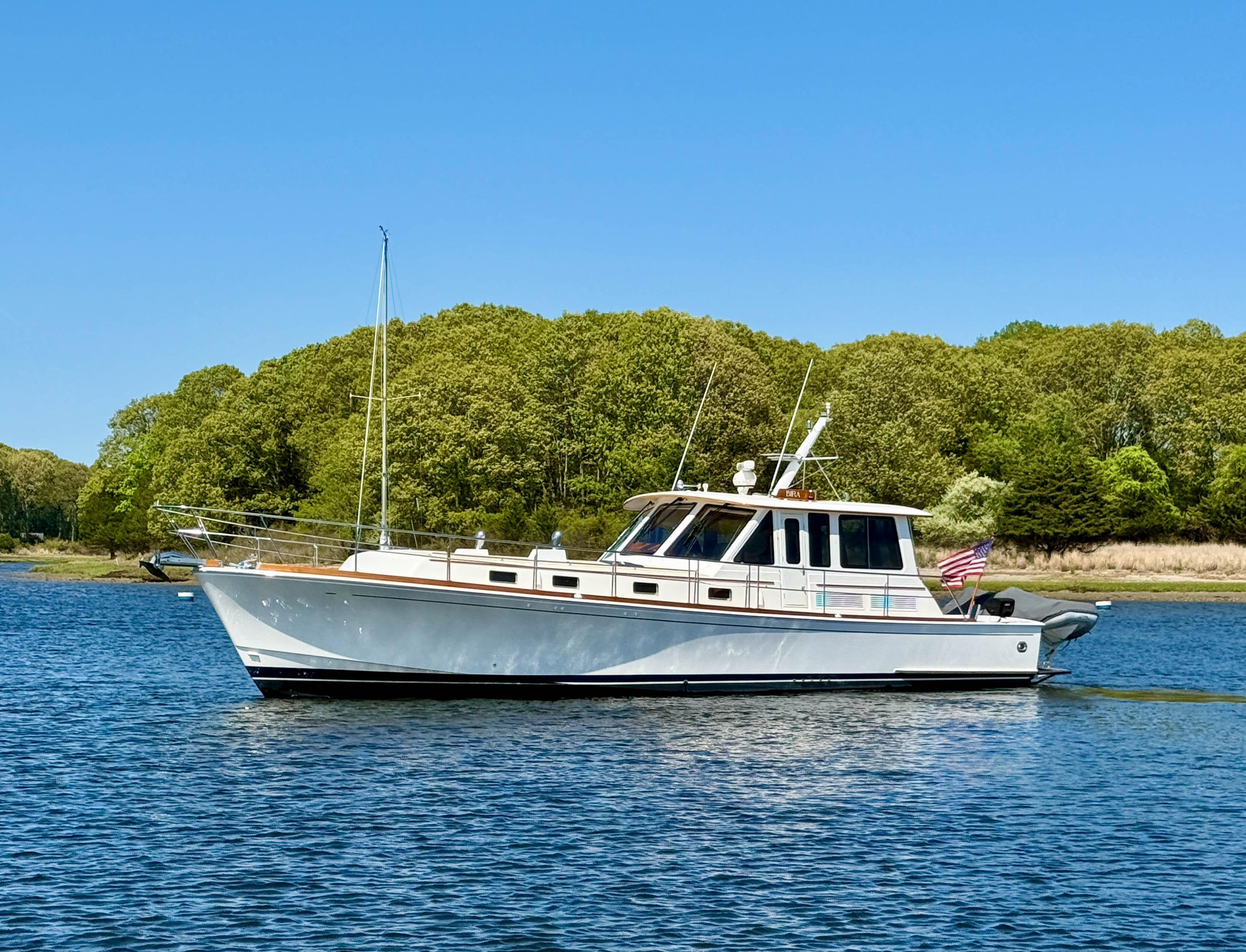 yacht-image