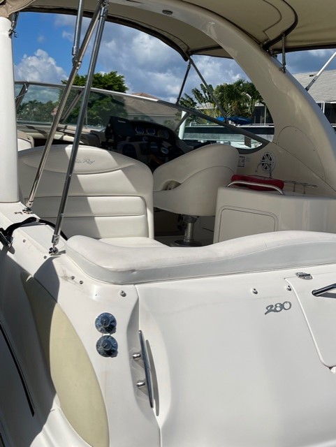 28' Sea Ray, Listing Number 100879685, - Photo No. 4