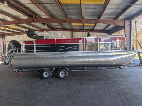 2018 Berkshire Pontoons boat for sale, model of the boat is 22 RFC CTS 2.75 Tritoon & Image # 23 of 23