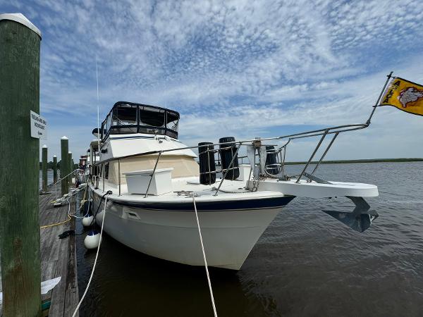 43' Hatteras, Listing Number 100917084, - Photo No. 3