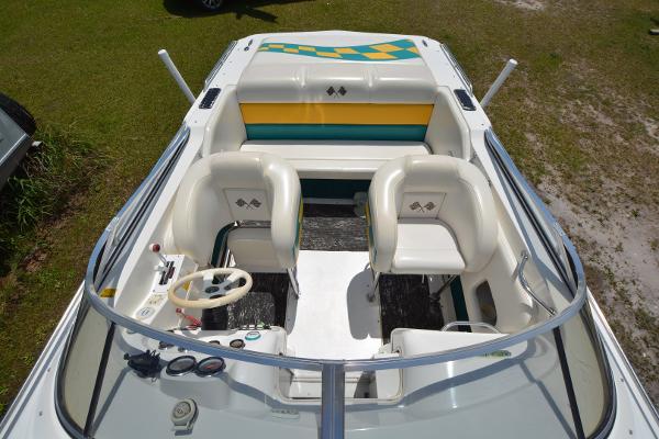 26' Checkmate, Listing Number 100916353, - Photo No. 4
