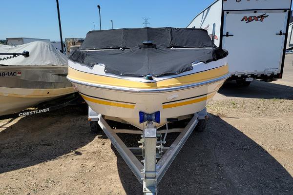 2008 Glastron boat for sale, model of the boat is GT 225 & Image # 7 of 14