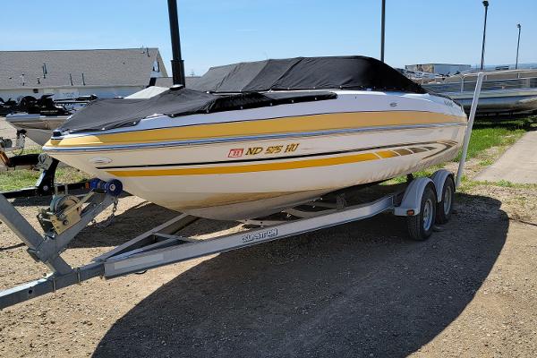 2008 Glastron boat for sale, model of the boat is GT 225 & Image # 1 of 14
