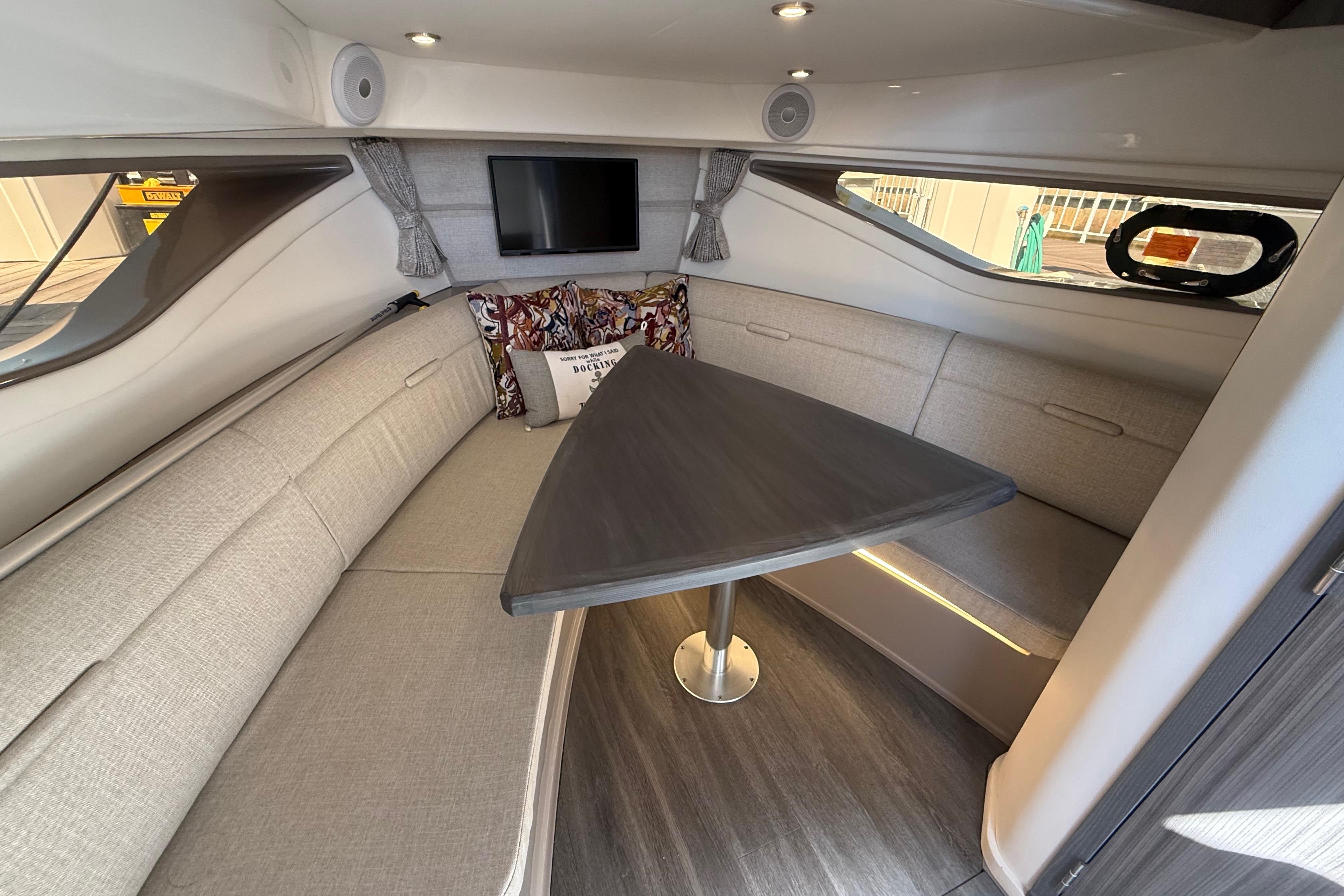 2022 Sea Ray Sundancer 320 #TBMB1408LLC inventory image at Sun Country Marine Group, Newport Beach