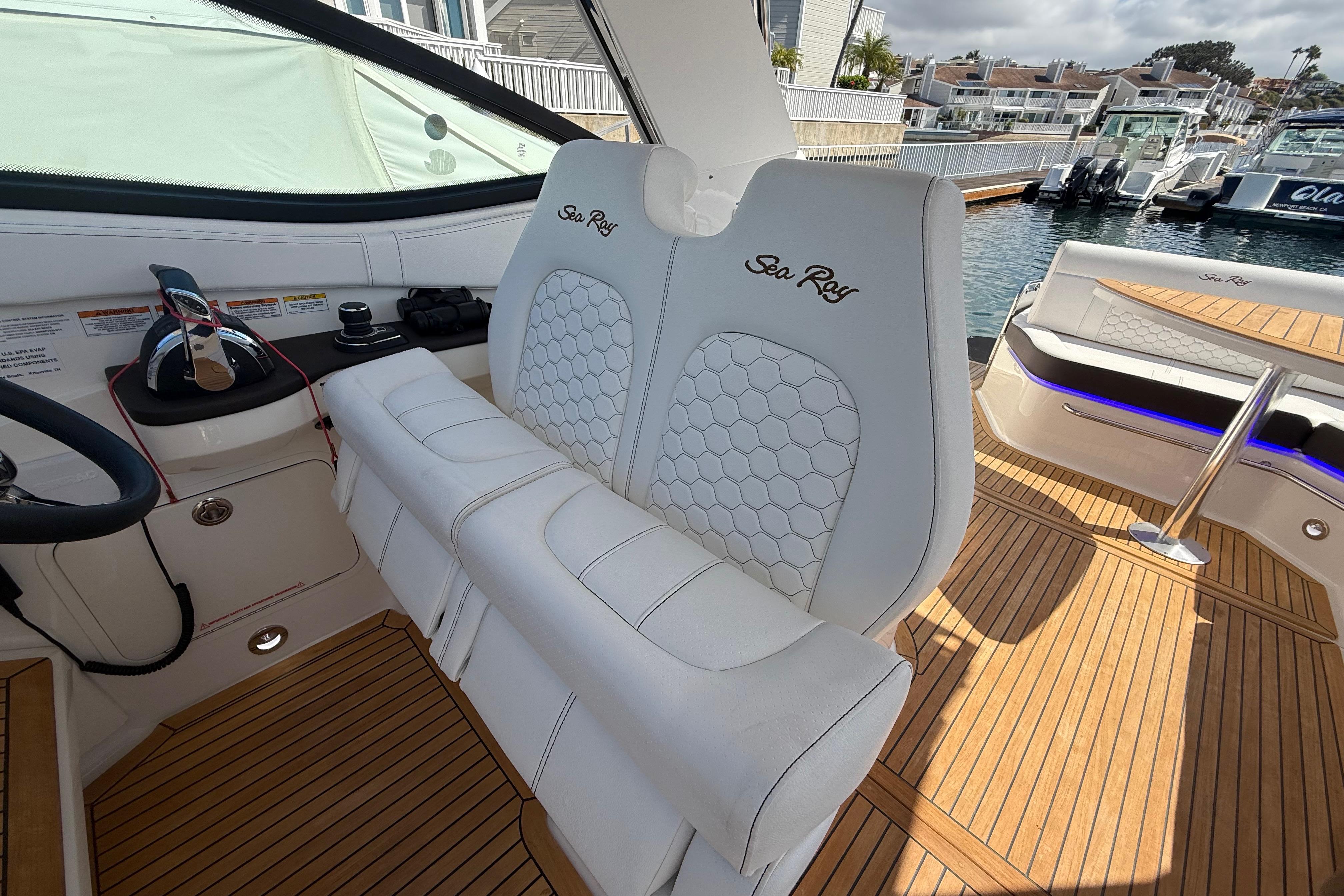 2022 Sea Ray Sundancer 320 #TBMB1408LLC inventory image at Sun Country Marine Group, Newport Beach