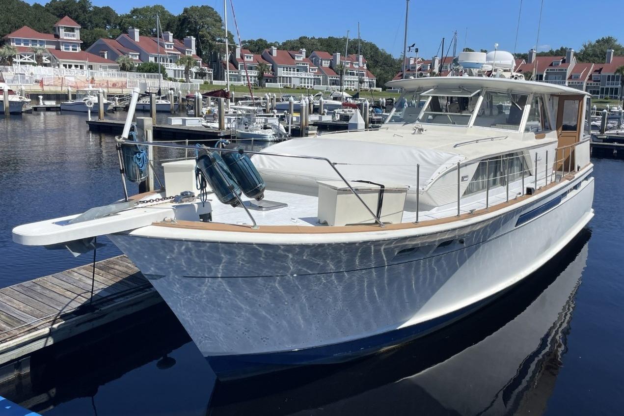 1969 Chris-Craft 47 Commander