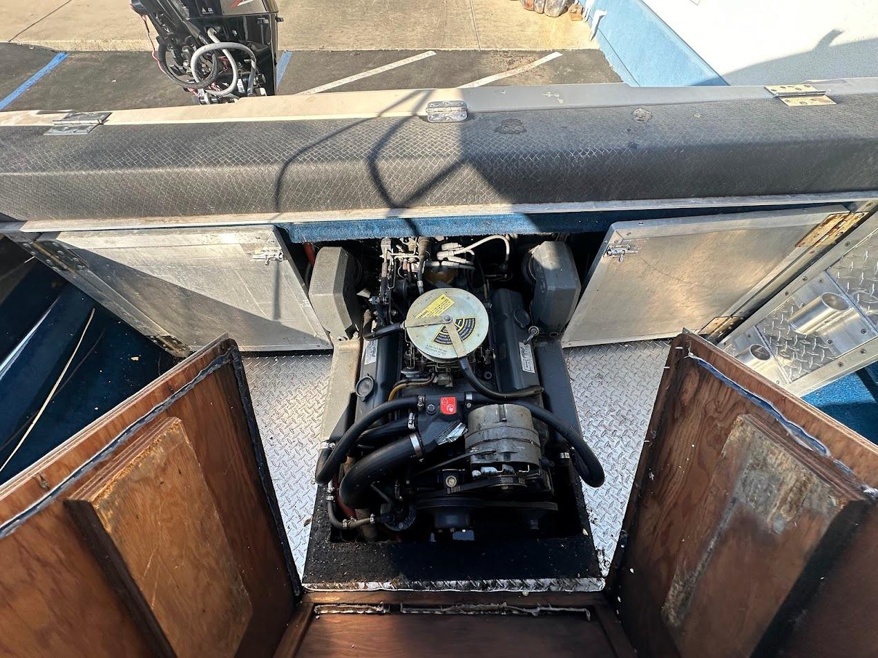 1987 Seaswirl Sierra II boat engine compartment, open view.