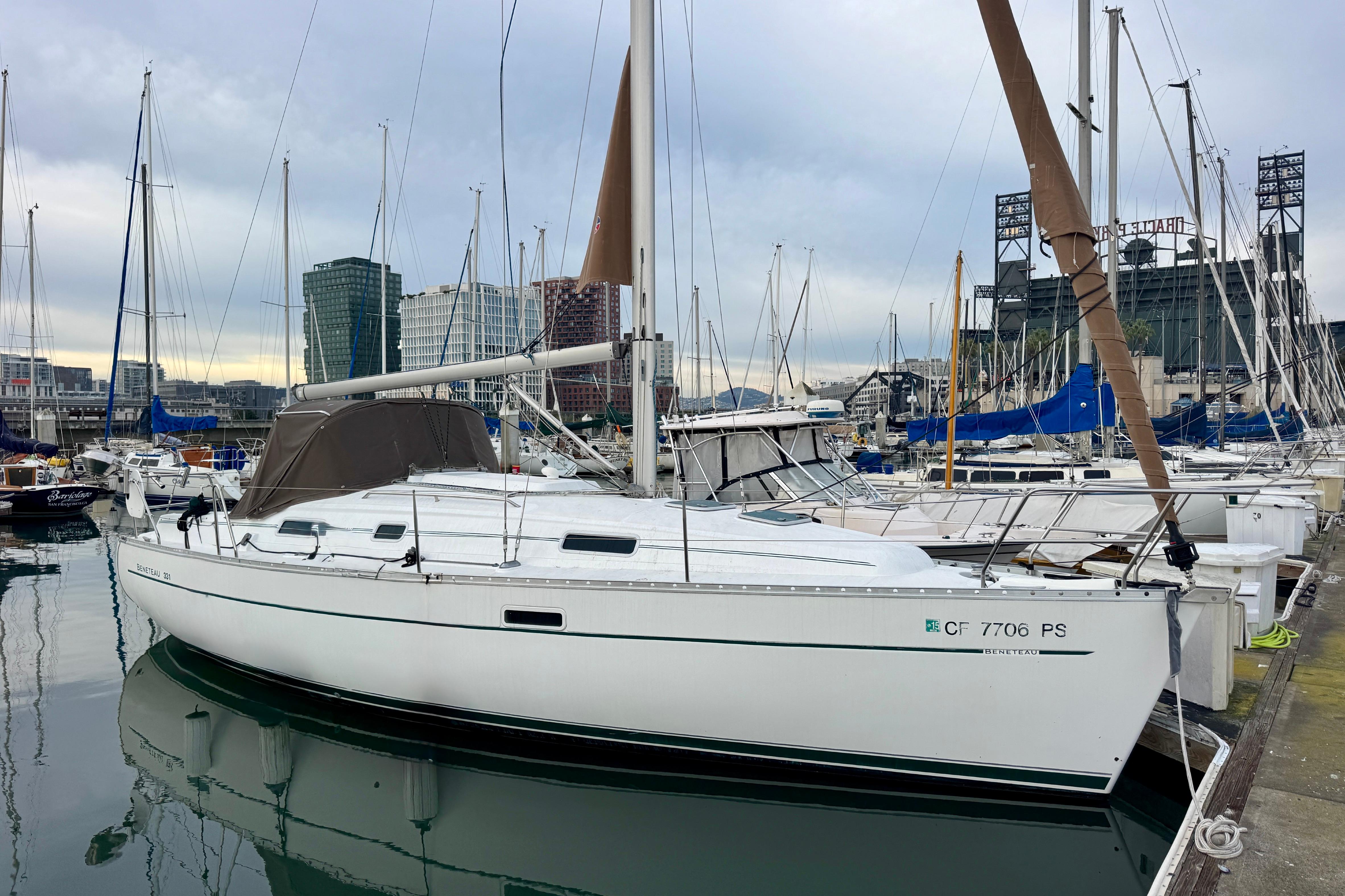 2001 Beneteau 331
