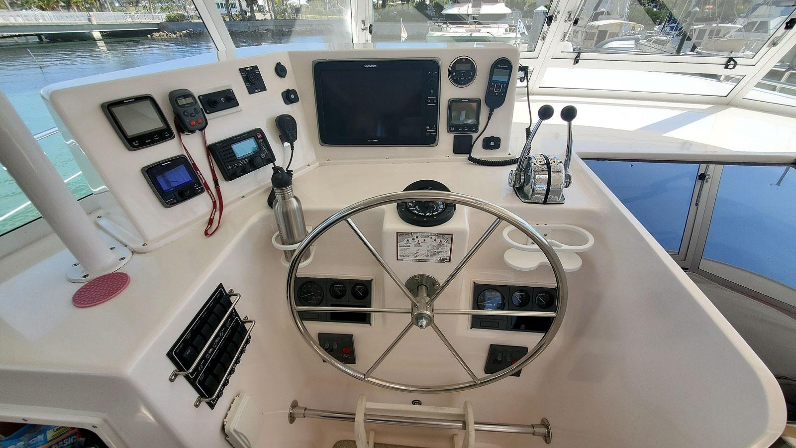 Endeavour-44 TrawlerCat 2012-Nine Lives SC-US-Pilothouse Helm-9702901 | Thumbnail