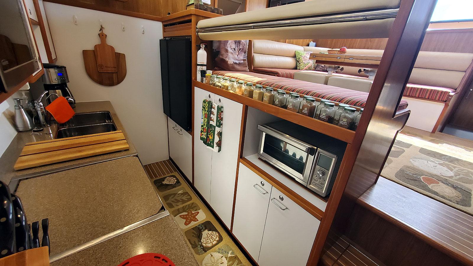 Endeavour-44 TrawlerCat 2012-Nine Lives SC-US-Galley Starboard-9702901 | Thumbnail