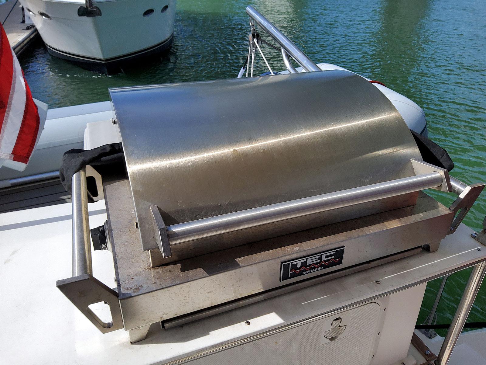 Endeavour-44 TrawlerCat 2012-Nine Lives SC-US-Grill-9702901 | Thumbnail
