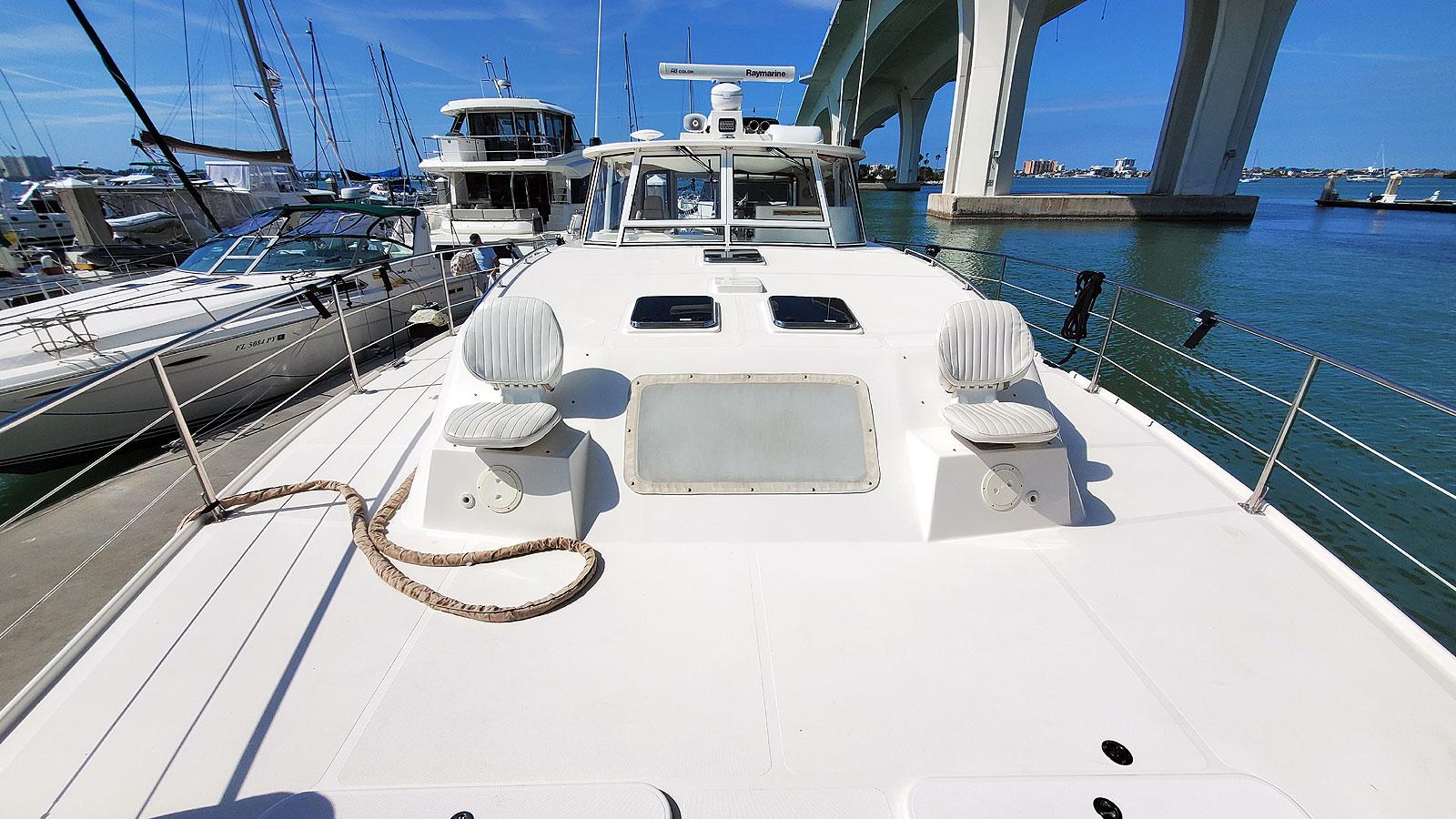 Endeavour-44 TrawlerCat 2012-Nine Lives SC-US-Fore Deck Aft-9702901 | Thumbnail